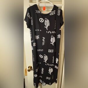 Black and White Patterned Ethnic Dress-Large